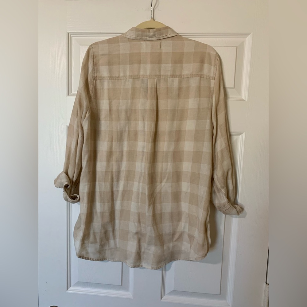 Hollister Light Tan Beige Checkered Long Sleeve Button Up Shirt Large Casual - Picture 2 of 9